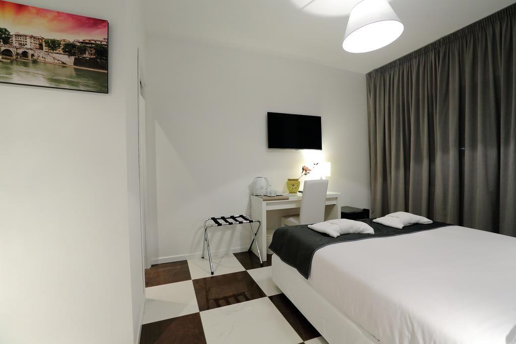 Saint Peter's Luxury Domus Affittacamere *